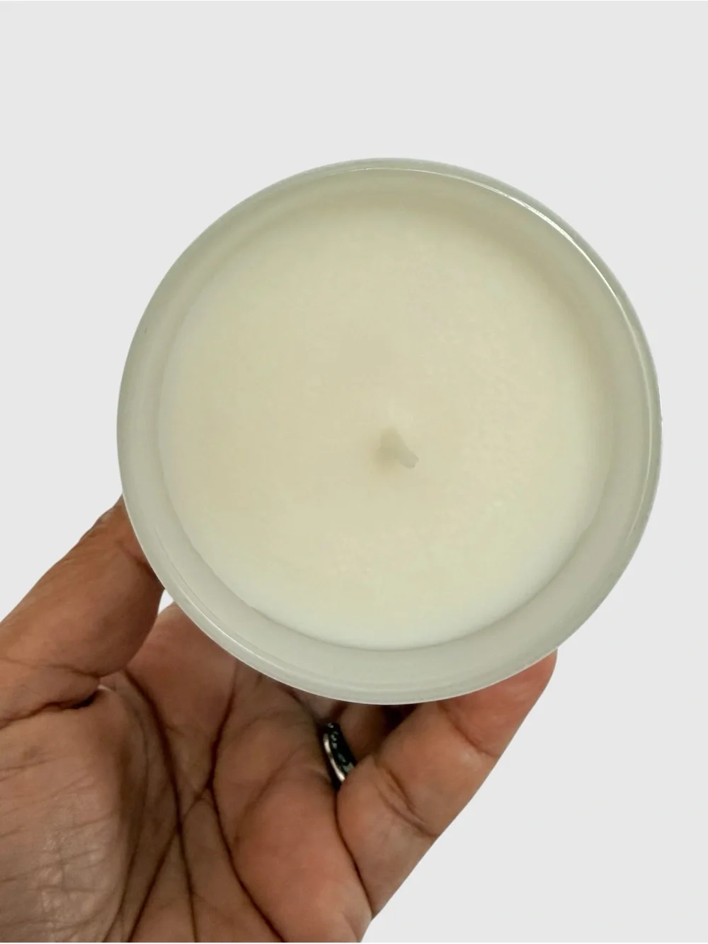 Leoben Company Sandalwood Musk Scented Candle - Black and White